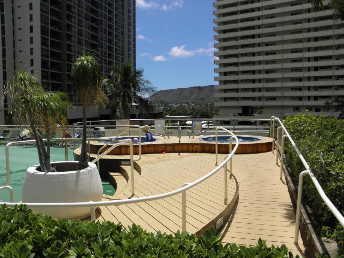 Great Ocean View Condo, Near Beach With Free Parking! Honolulu Luaran gambar